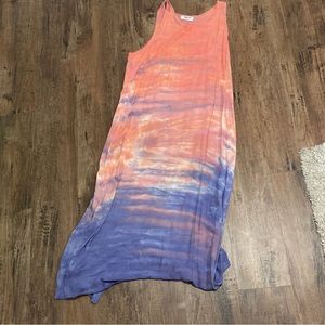 Tropical maxi dress from Vici. Size medium.